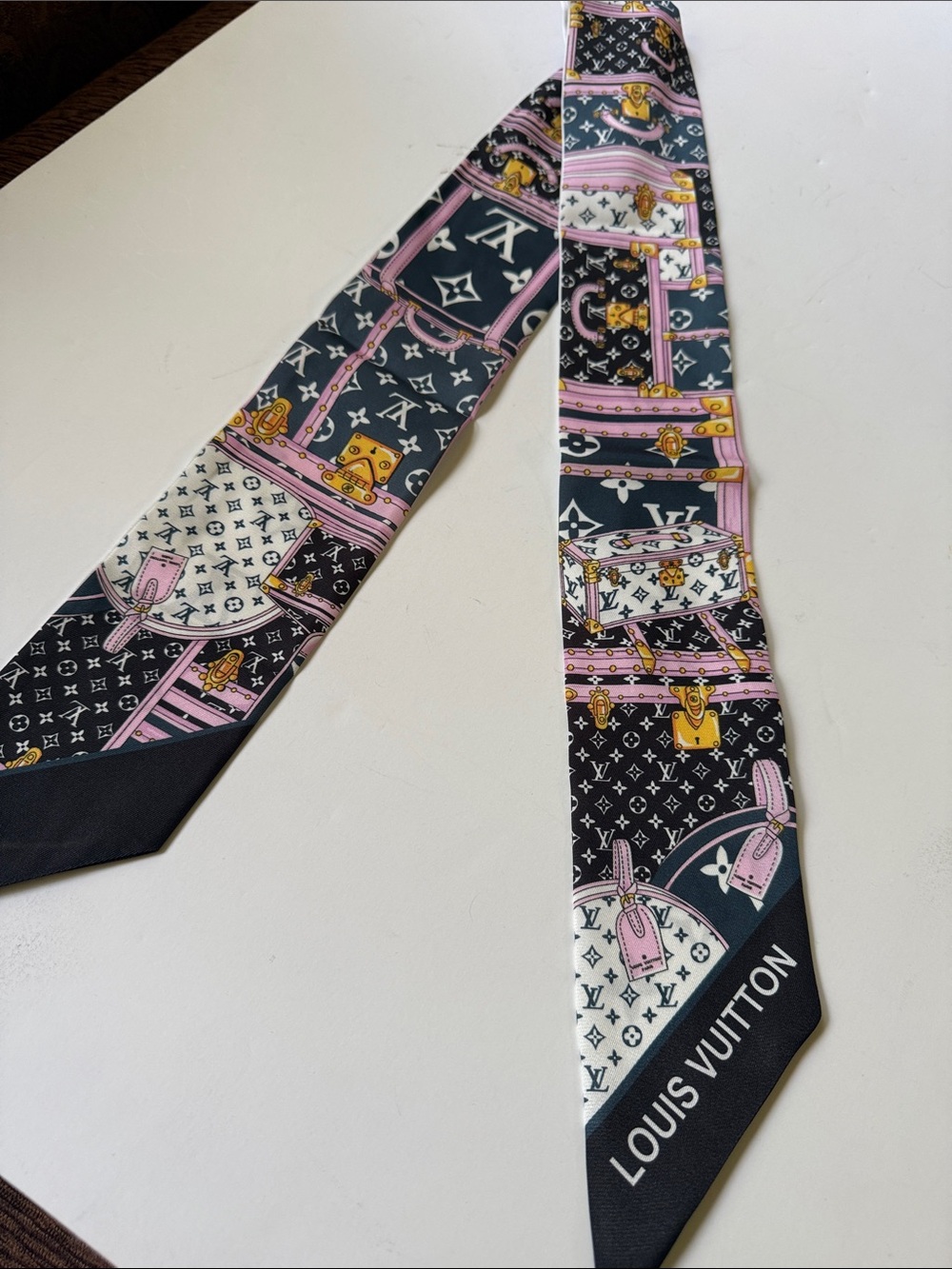 Fashion accessories Pink & Black Silk Twilly Scarf